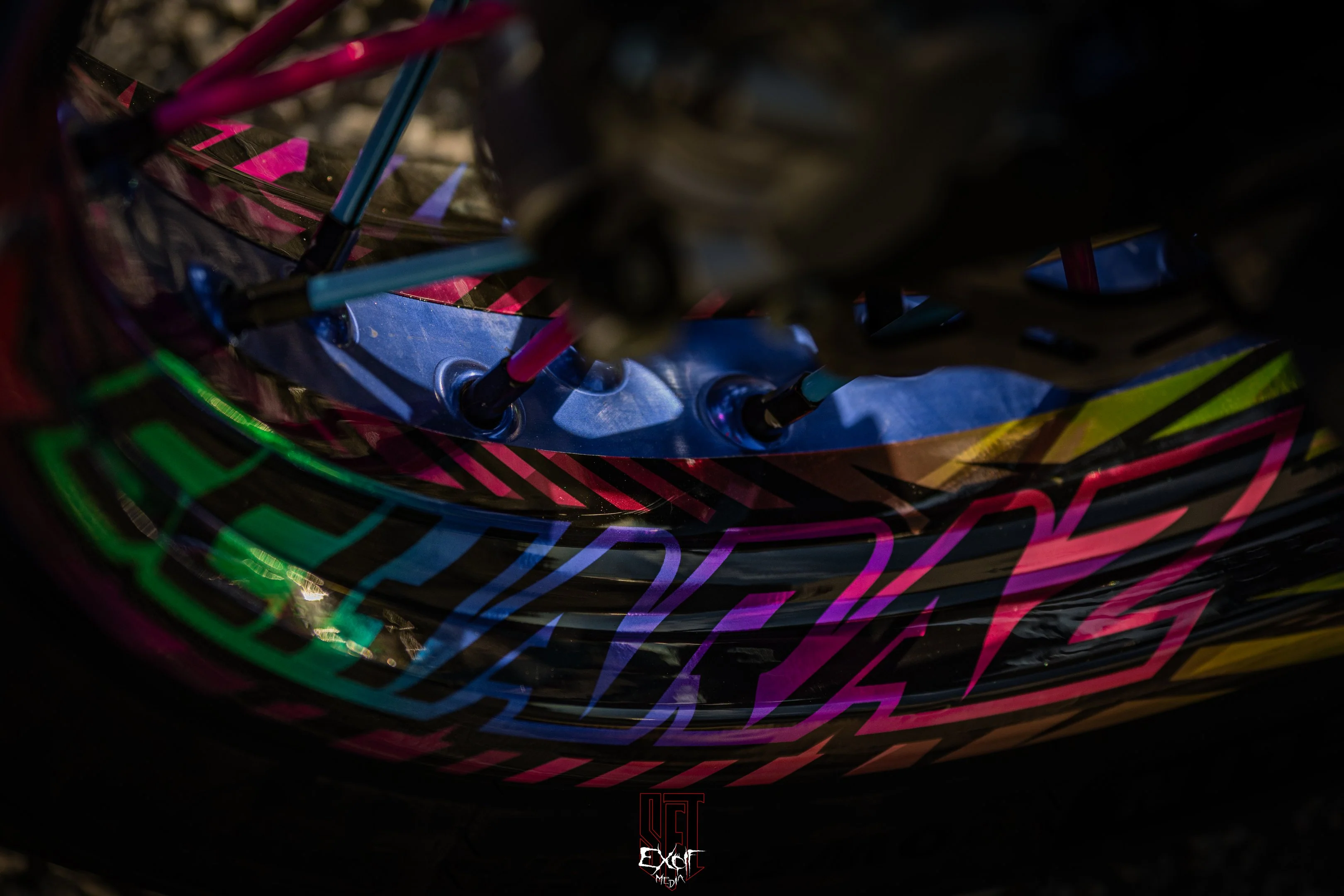 Rave Semi Custom Graphics Kit - Image 5