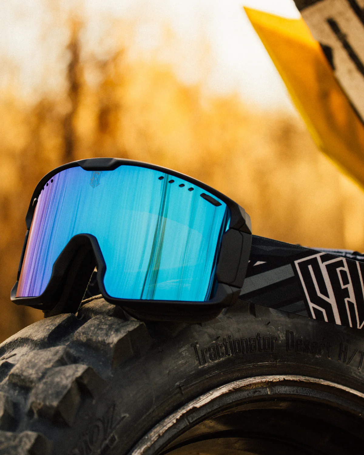 Clip Custom Goggles - Image 3